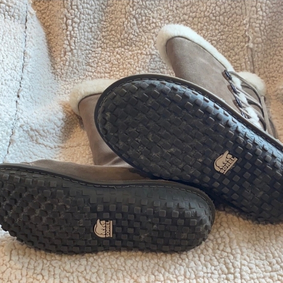 Sorel Sura Boots 10.5 - Picture 4 of 4
